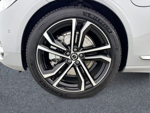Volvo  V90 T6 Recharge AWD Ultra Bright | 20" | Nappa leder | Massage stoelen | 360 Camera | Trekhaak | Pano... ActivLease financial lease