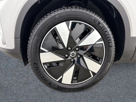 Volvo  XC40 Recharge Twin Plus 82 kWh | 408PK | Trekhaak | Adaptieve cruise | BLIS | Stoel/stuurverwarming | ... ActivLease financial lease