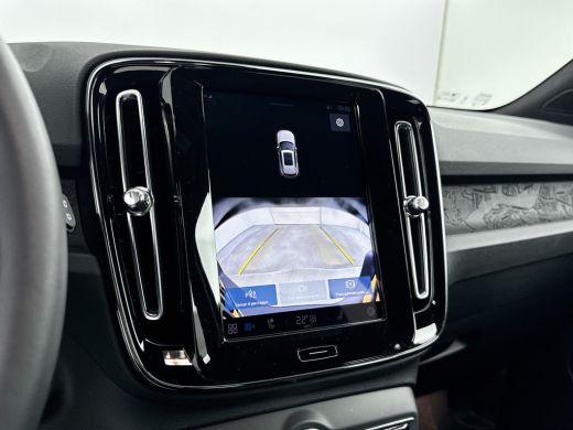 Volvo  XC40 Recharge Twin Plus 82 kWh | 408PK | Trekhaak | Adaptieve cruise | BLIS | Stoel/stuurverwarming | ... ActivLease financial lease