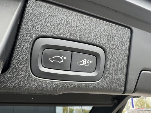 Volvo  XC60 T8 Twin Engine AWD Polestar Engineered | Panoramadak | Head-up Display | Stoel & Stuurwiel verwar... ActivLease financial lease