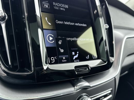 Volvo  XC60 B5 Momentum Exclusive | 19" | Panoramadak | Leder | Head-up | Harman Kardon | 360 Camera | Stoel/... ActivLease financial lease