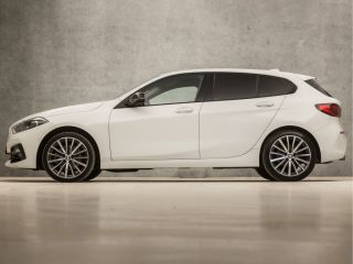 BMW 1-serie 118i SportLine Automaat (VIRTUAL COCKPIT, APPLE CARPLAY, GROOT NAVI, STUUR/STOELVERWARMING, ADAPT...