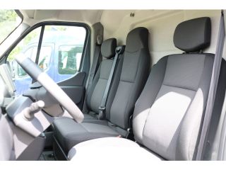 Renault Master 2.3 dCi 180pk L2 H2 Airco Navigatie Camera Trekhaak