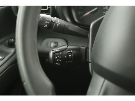 Citroën Berlingo 1.5 BlueHDI L2H1 Airco Cruise Carplay Parkeersensoren Elektrpakket Trekhaak ActivLease financial lease