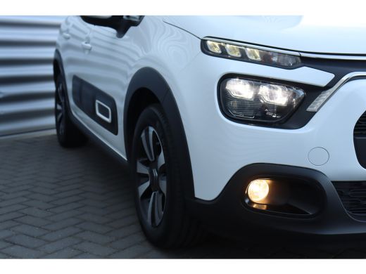Citroën C3 1.2 PURETECH 83PK 5-DRS SHINE / NAVI / CLIMA / LED / PDC / 16" LMV / CAMERA / KEYLESS / WINTERPAK... ActivLease financial lease