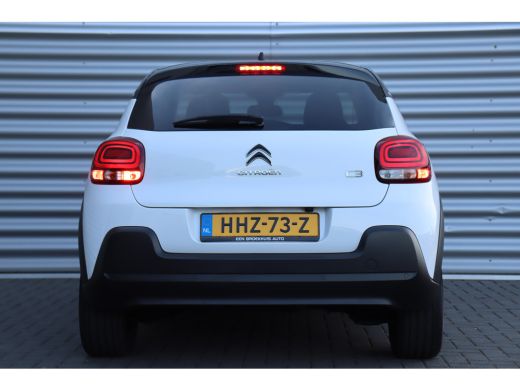 Citroën C3 1.2 PURETECH 83PK 5-DRS SHINE / NAVI / CLIMA / LED / PDC / 16" LMV / CAMERA / KEYLESS / WINTERPAK... ActivLease financial lease
