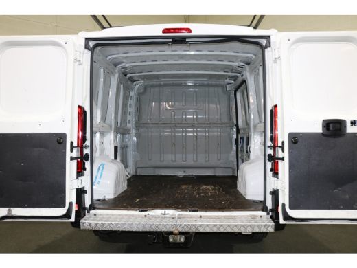 Citroën Jumper 2.0 BlueHDi L1 H1 Airco Navigatie Trekhaak ActivLease financial lease