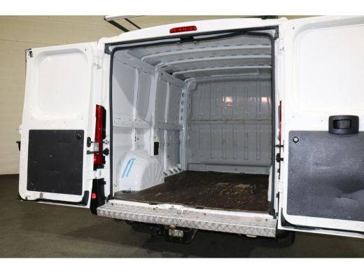 Citroën Jumper 2.0 BlueHDi L1 H1 Airco Navigatie Trekhaak ActivLease financial lease