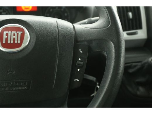 Fiat Ducato 30 2.3 MultiJet L2H2 Automaat Airco Camera Cruise Navigatie 3 Persoons Elektrpakket Trekhaak ActivLease financial lease