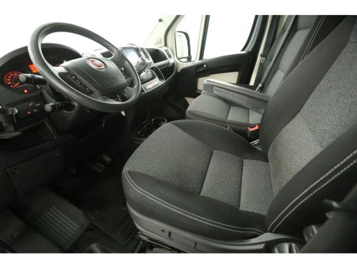 Fiat Ducato 30 2.3 MultiJet L2H2 Automaat Airco Camera Cruise Navigatie 3 Persoons Elektrpakket Trekhaak ActivLease financial lease