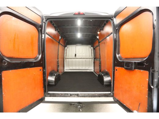 Fiat Ducato 30 2.3 MultiJet L2H2 Automaat Airco Camera Cruise Navigatie 3 Persoons Elektrpakket Trekhaak ActivLease financial lease