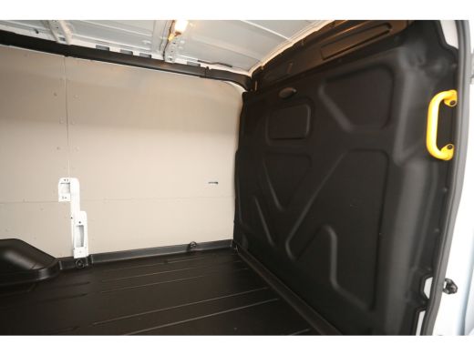 Ford E-Transit 390 68 kWh L2H2 | GRATIS E-Step! | Elektrisch 184PK | EMISSIEVRIJE ZONE | Automaat Airco Adaptive... ActivLease financial lease