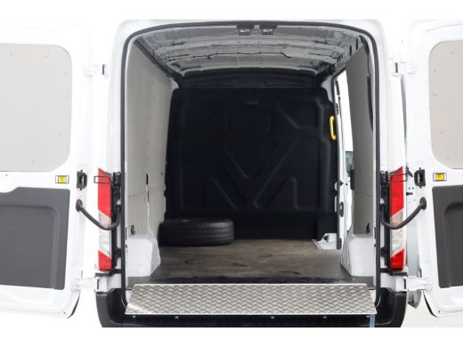 Ford Transit 350 2.0 TDCI 130pk RWD L3H2 Trend Airco/Navi/Laadklep 500kg 06-2020 ActivLease financial lease