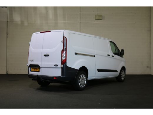 Ford Transit Custom 2.0 TDci 130pk L2 H1 Trend Airco 2.8T Trekhaak Euro 6 ActivLease financial lease
