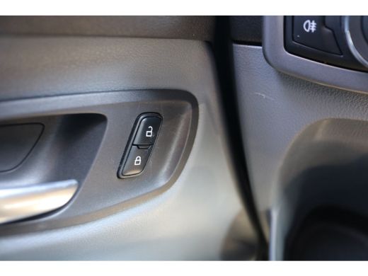 Ford Transit Custom 2.0 TDci 130pk L2 H1 Trend Airco 2.8T Trekhaak Euro 6 ActivLease financial lease