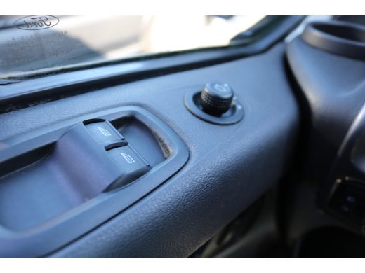 Ford Transit Custom 2.0 TDci 130pk L2 H1 Trend Airco 2.8T Trekhaak Euro 6 ActivLease financial lease