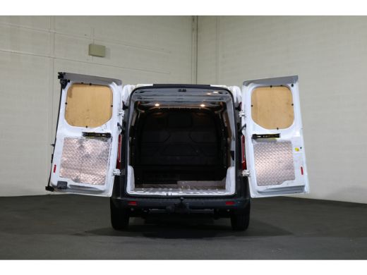 Ford Transit Custom 2.0 TDci 130pk L2 H1 Trend Airco 2.8T Trekhaak Euro 6 ActivLease financial lease
