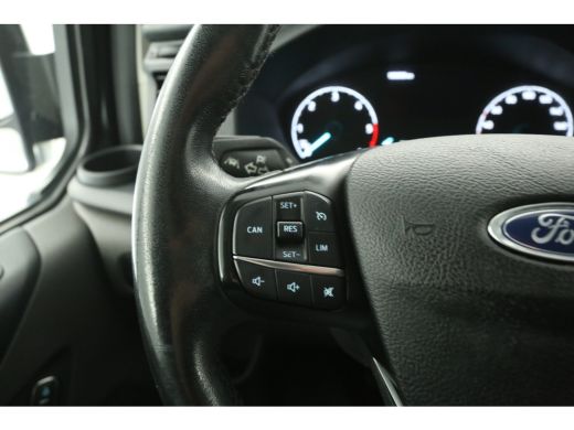 Ford Transit Custom 2.0 TDCI L1H1 170PK Automaat Airco LED Cruise Camera Carplay 3 Persoons PDC Elektrpakket Trekhaak ActivLease financial lease
