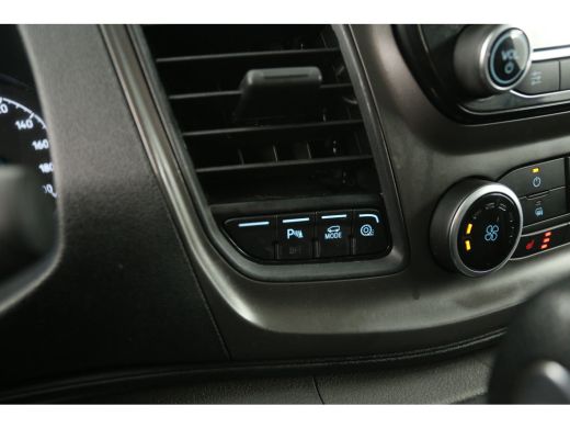 Ford Transit Custom 2.0 TDCI L1H1 170PK Automaat Airco LED Cruise Camera Carplay 3 Persoons PDC Elektrpakket Trekhaak ActivLease financial lease