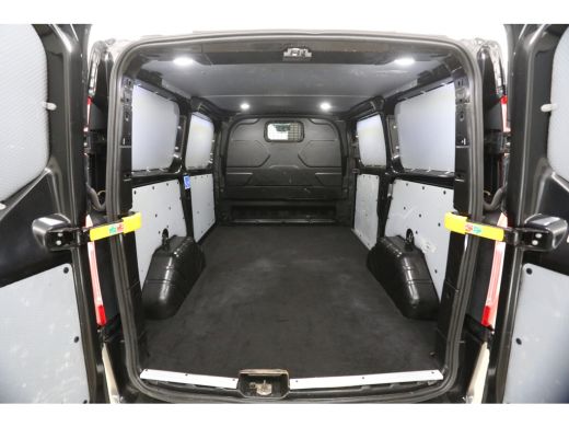 Ford Transit Custom 2.0 TDCI L1H1 170PK Automaat Airco LED Cruise Camera Carplay 3 Persoons PDC Elektrpakket Trekhaak ActivLease financial lease
