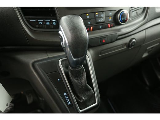 Ford Transit Custom 2.0 TDCI L1H1 170PK Automaat Airco LED Cruise Camera Carplay 3 Persoons PDC Elektrpakket Trekhaak ActivLease financial lease