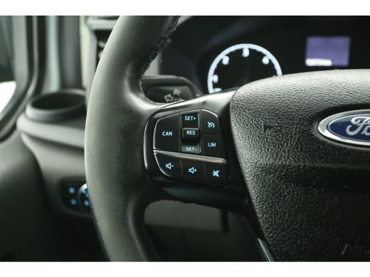 Ford Transit Custom 2.0 TDCI L1H1 Airco Cruise Camera Navigatie 3 Persoons PDC LED Elektrpakket Trekhaak ActivLease financial lease