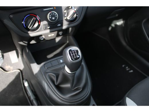 Hyundai i10 1.0 Comfort | CarPlay/Android Auto | Cruise Control | Airconditioning | LED Dagrijverlichting ActivLease financial lease
