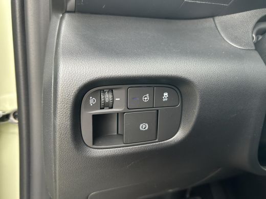 Hyundai Inster Evolve 49 kWh | Achteruitrijcamera | Adaptieve Cruise Control | Stoelverwarming | Stuurwielverwar... ActivLease financial lease