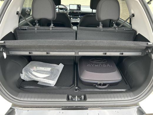 Hyundai Inster Evolve 49 kWh | Achteruitrijcamera | Adaptieve Cruise Control | Stoelverwarming | Stuurwielverwar... ActivLease financial lease