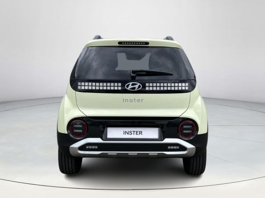 Hyundai Inster Evolve 49 kWh | Achteruitrijcamera | Adaptieve Cruise Control | Stoelverwarming | Stuurwielverwar... ActivLease financial lease