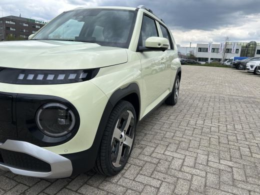 Hyundai Inster Evolve 49 kWh | Achteruitrijcamera | Adaptieve Cruise Control | Stoelverwarming | Stuurwielverwar... ActivLease financial lease
