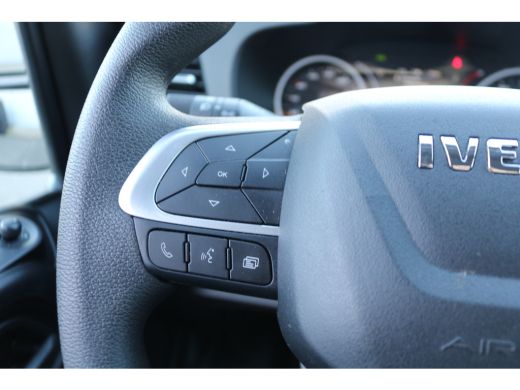 Iveco Daily 35S16 Hi-Matic Automaat Airco Navigatie 3.5T Trekhaak ActivLease financial lease