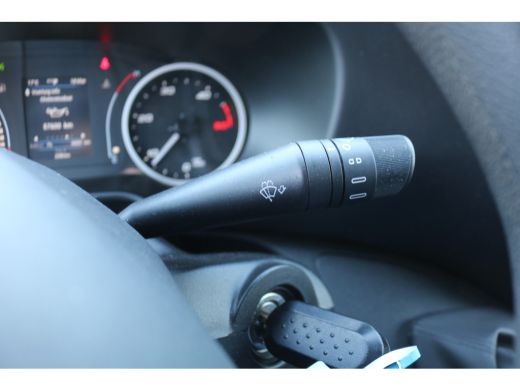 Iveco Daily 35S16 Hi-Matic Automaat Airco Navigatie 3.5T Trekhaak ActivLease financial lease