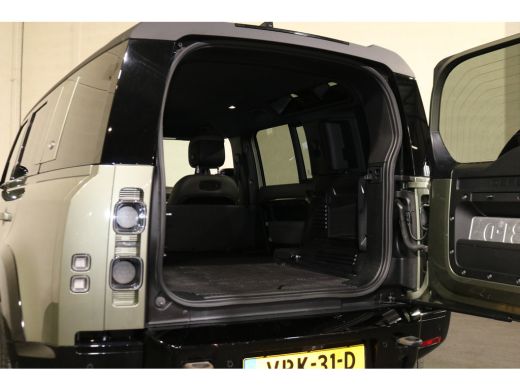 Land Rover Defender 3.0 D300 110 MHEV S Grijs Kenteken BPM Vrij ActivLease financial lease