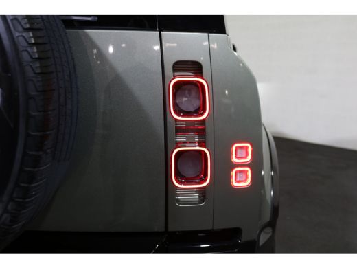 Land Rover Defender 3.0 D300 110 MHEV S Grijs Kenteken BPM Vrij ActivLease financial lease