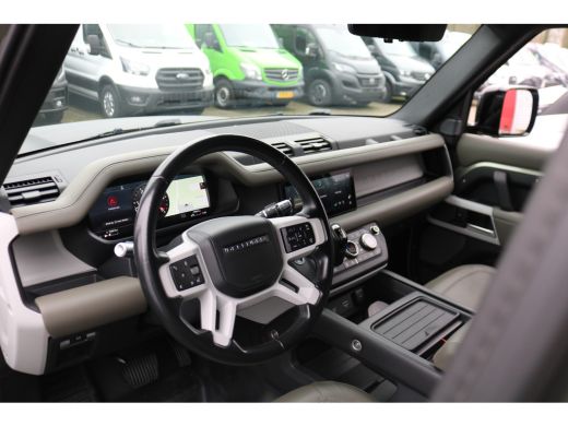 Land Rover Defender 3.0 D300 110 MHEV S Grijs Kenteken BPM Vrij ActivLease financial lease