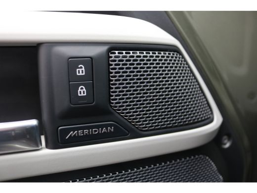 Land Rover Defender 3.0 D300 110 MHEV S Grijs Kenteken BPM Vrij ActivLease financial lease