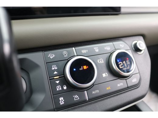 Land Rover Defender 3.0 D300 110 MHEV S Grijs Kenteken BPM Vrij ActivLease financial lease