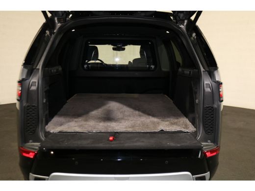Land Rover Discovery 3.0 Td6 HSE Black Line Grijs Kenteken BPM vrij ActivLease financial lease