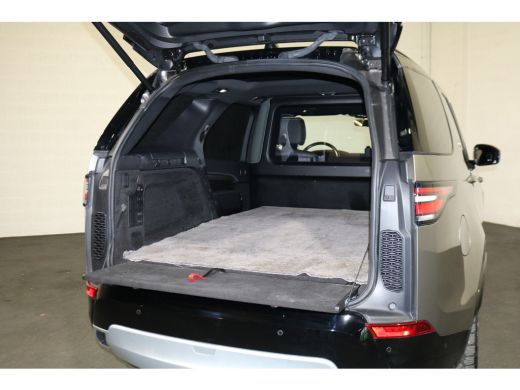Land Rover Discovery 3.0 Td6 HSE Black Line Grijs Kenteken BPM vrij ActivLease financial lease