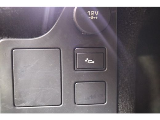 Land Rover Discovery 3.0 Td6 HSE Black Line Grijs Kenteken BPM vrij ActivLease financial lease