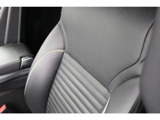 Land Rover Discovery 3.0 Td6 HSE Black Line Grijs Kenteken BPM vrij ActivLease financial lease
