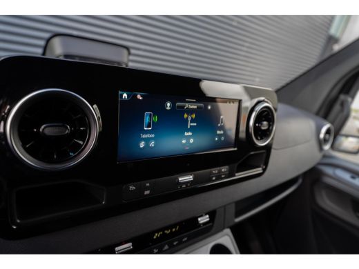 Mercedes Sprinter 317 1.9 CDI L2H2 170PK AUT 3,5T trekgewicht, Distronic, 10,25 MBUX, Navigatie, LED, side assist, ... ActivLease financial lease