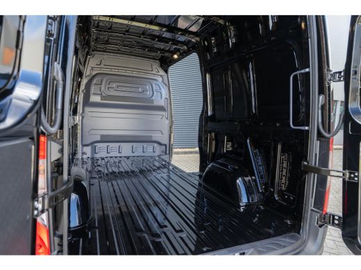Mercedes Sprinter 317 1.9 CDI L2H2 170PK AUT 3,5T trekgewicht, Distronic, 10,25 MBUX, Navigatie, LED, side assist, ... ActivLease financial lease