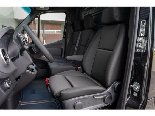 Mercedes Sprinter 317 1.9 CDI L2H2 170PK AUT 3,5T trekgewicht, Distronic, 10,25 MBUX, Navigatie, LED, side assist, ... ActivLease financial lease