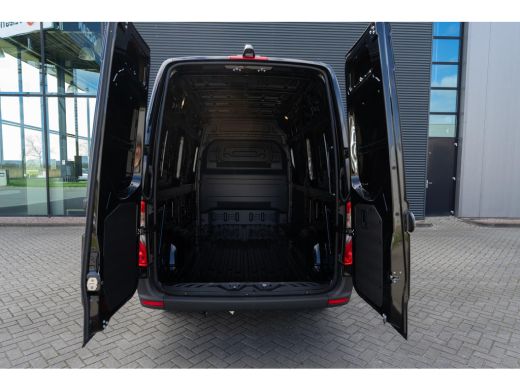 Mercedes Sprinter 317 1.9 CDI L2H2 170PK AUT 3,5T trekgewicht, Distronic, 10,25 MBUX, Navigatie, LED, side assist, ... ActivLease financial lease