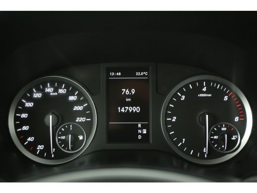 Mercedes Vito 114 CDI Lang 136PK Automaat Airco Cruise 3 Persoons 2xSchuifdeur 18''LMV Trekhaak ActivLease financial lease