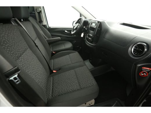 Mercedes Vito 114 CDI Lang 136PK Automaat Airco Cruise 3 Persoons 2xSchuifdeur 18''LMV Trekhaak ActivLease financial lease