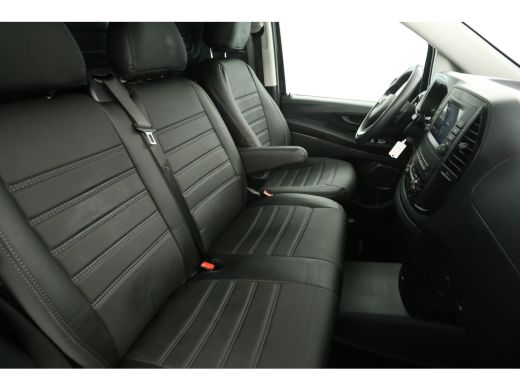 Mercedes Vito 114 CDI Lang Automaat Airco Camera Carplay Cruise Leder 3 Persoons Elektrpakket Sidebars ActivLease financial lease