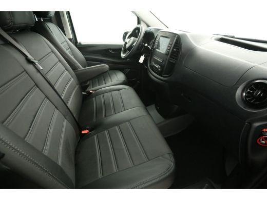 Mercedes Vito 114 CDI Lang Automaat Airco Camera Carplay Cruise Leder 3 Persoons Elektrpakket Sidebars ActivLease financial lease